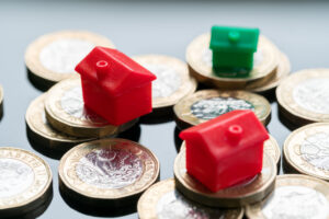 monopoly houses on pound coins